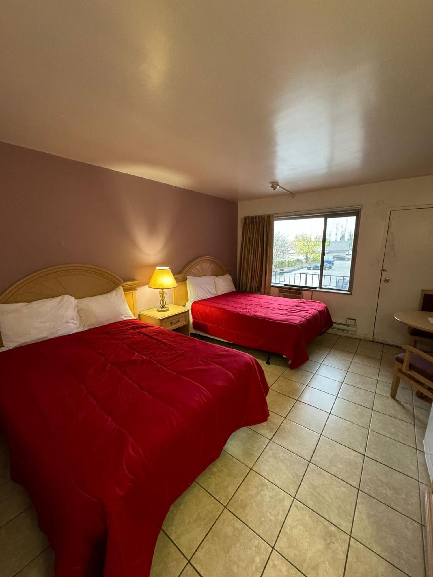6267 Persepolis Inn Niagara Falls Exteriör bild